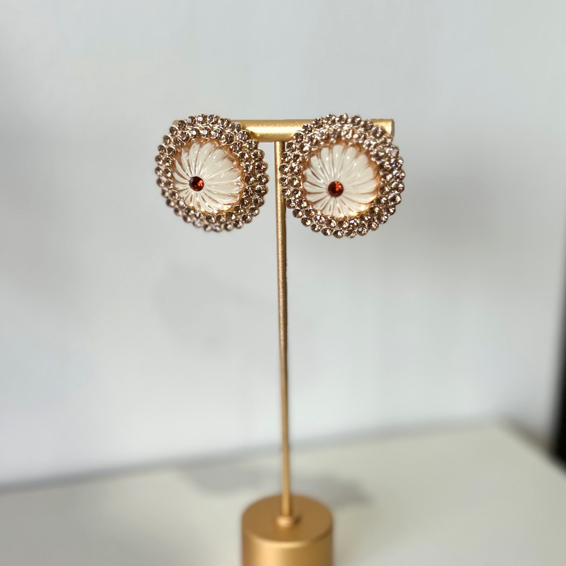 Capri Earrings image 0