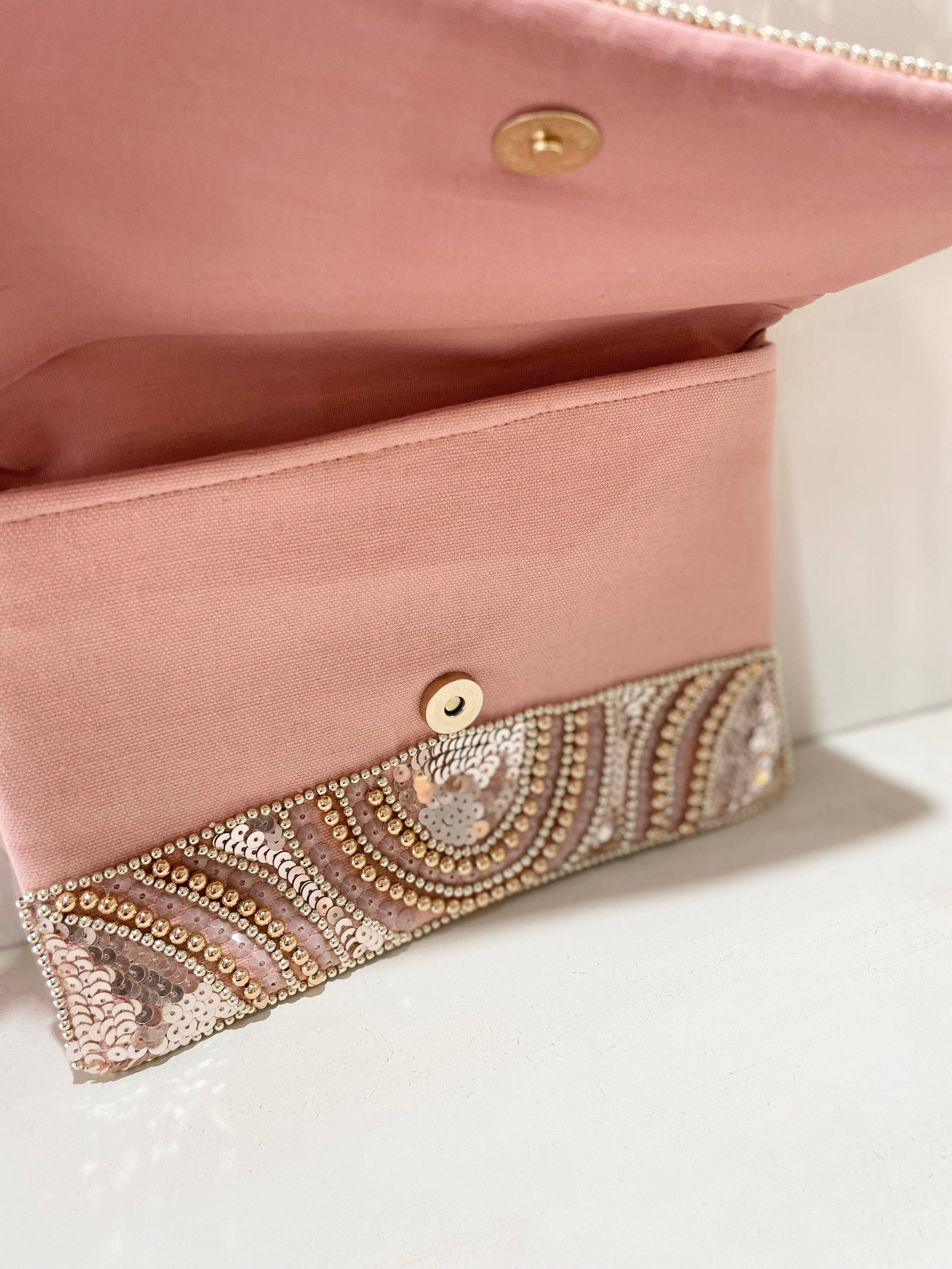 Occasional Clutch Bag image 4
