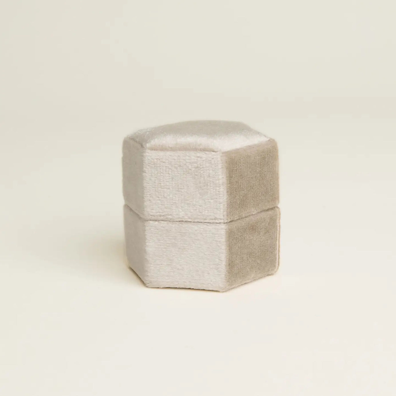 Velvet Ring Box image 1