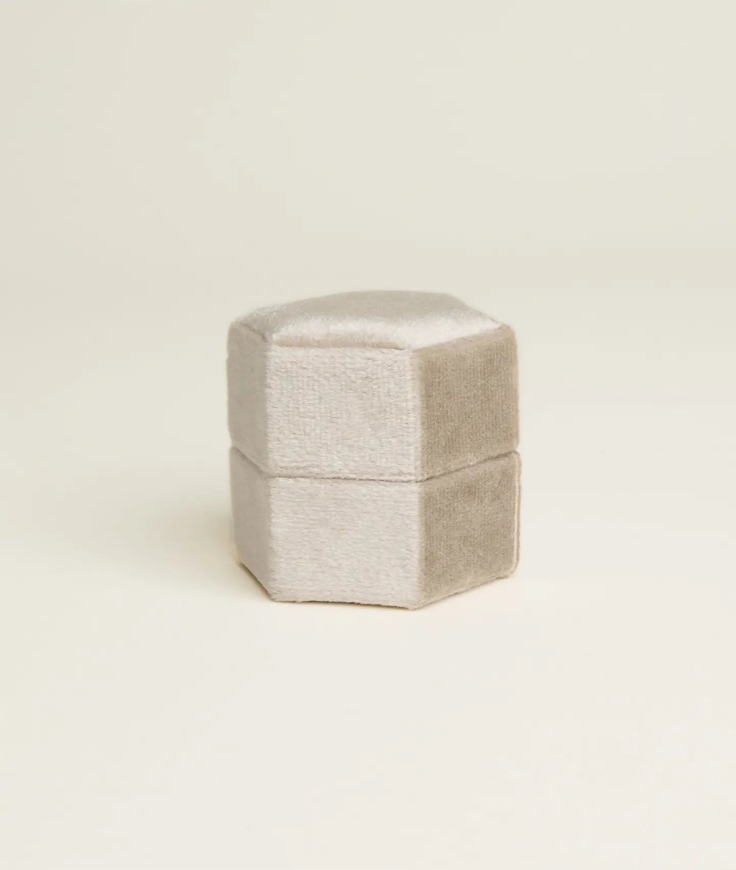 Velvet Ring Box image 1