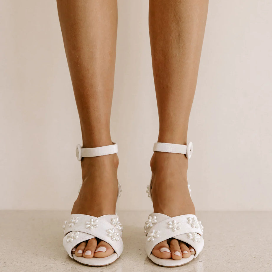 Daisy Heels - Seashell image 2