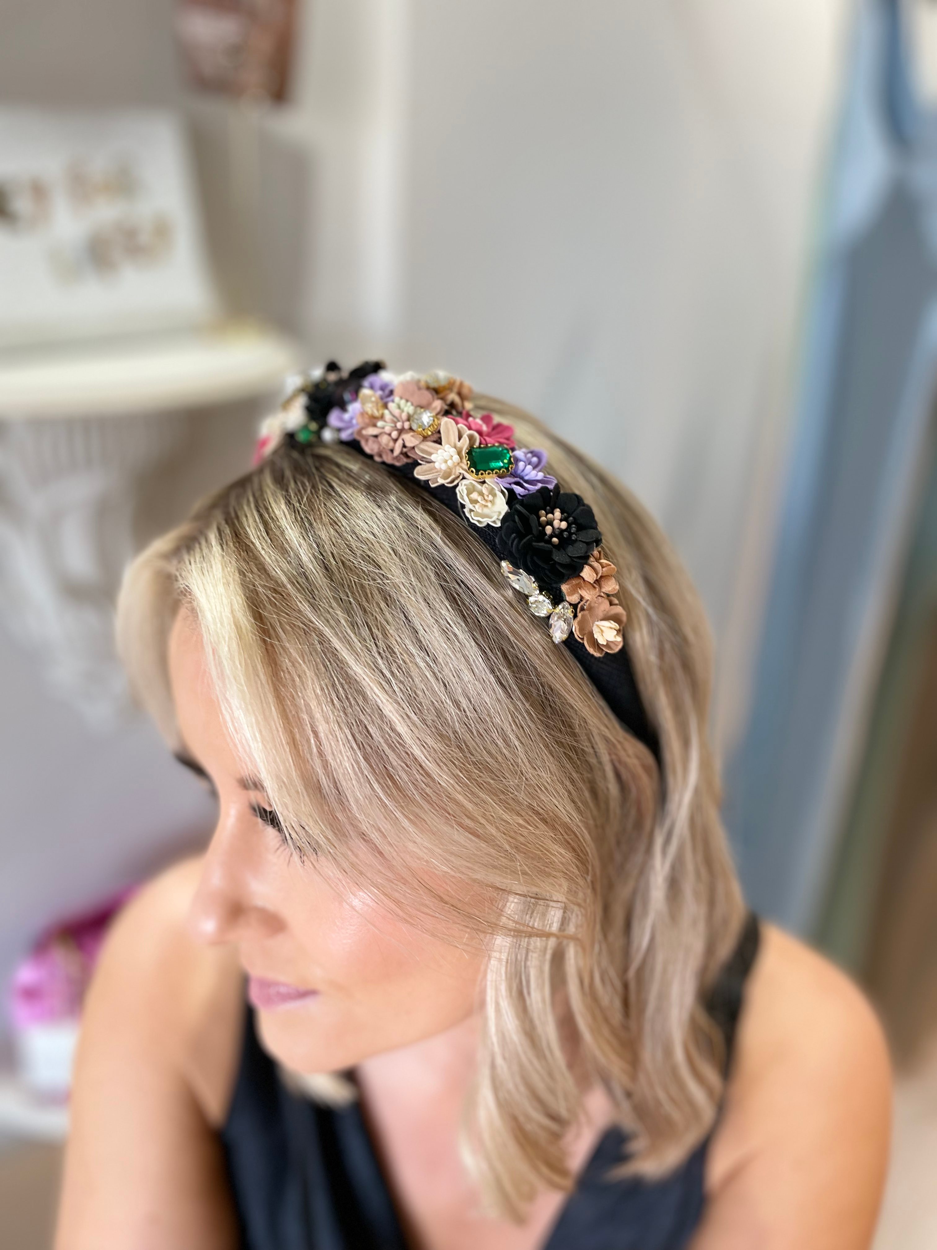 Lori Band - Black image 1