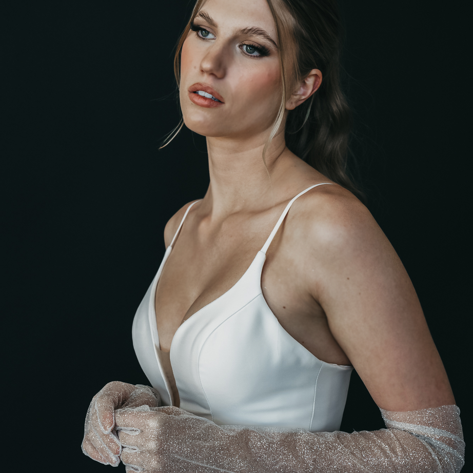 Reina Bridal Gloves