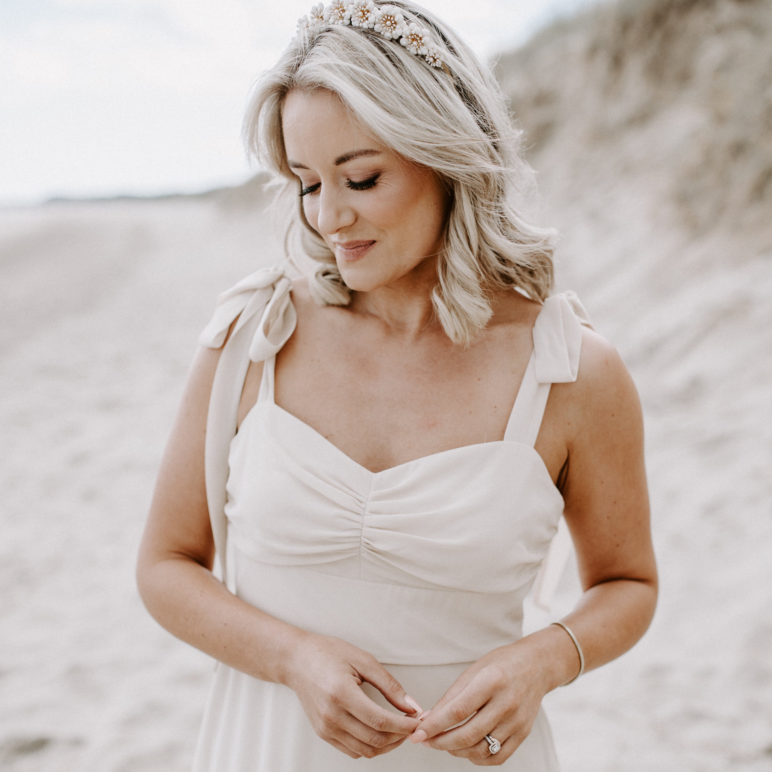 Daisy Headpiece image 0