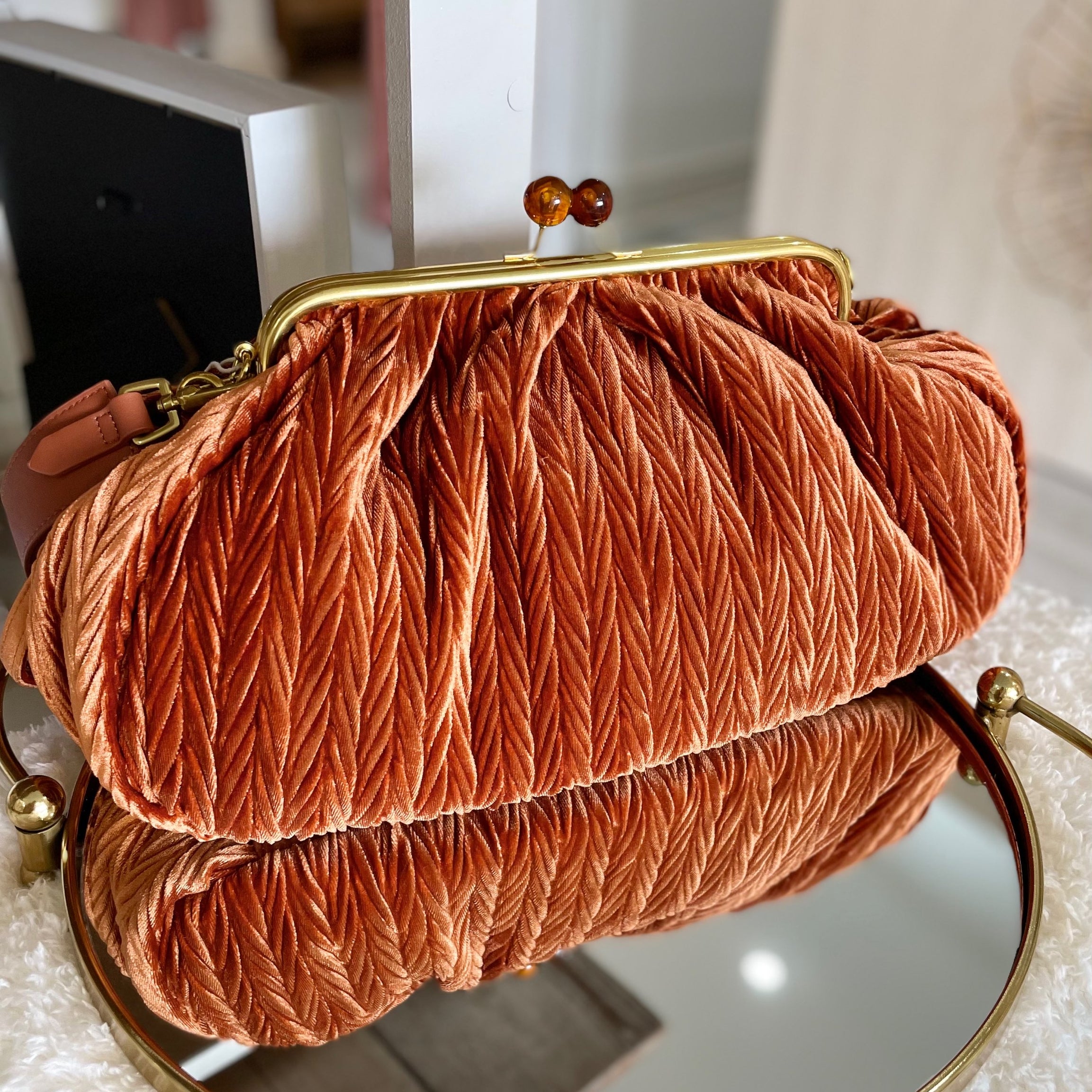 Ayda Clutch image 0