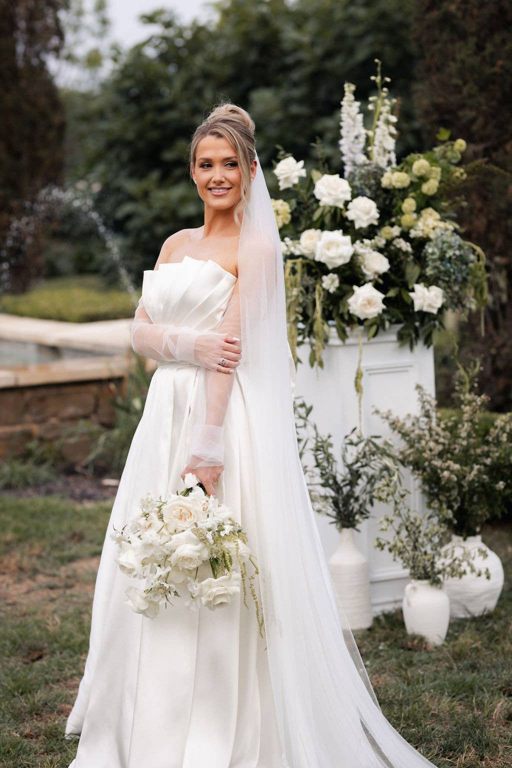 Simple minimalist bridal veil